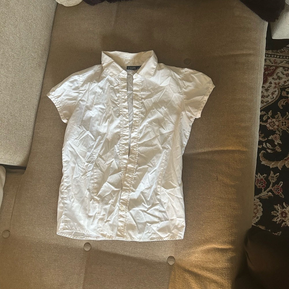 Kid’s White Short Sleeve Button-Up Shirt